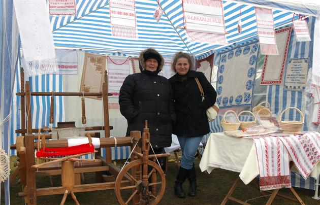 Kézművesek részvétele az Asztélyi hagyományőrző hurka- és kolbászfesztiválon